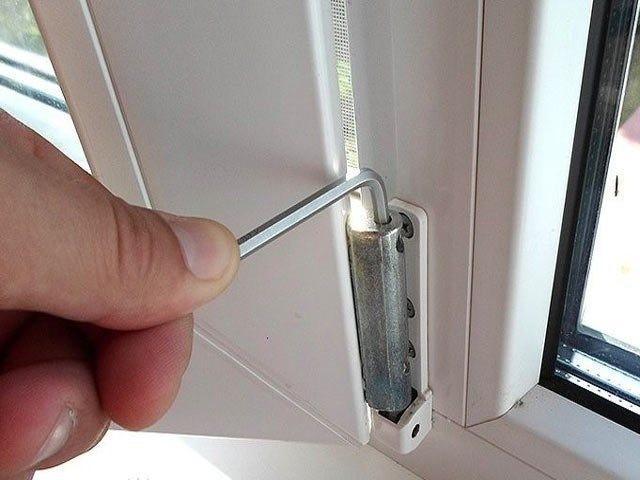 Как перевести окна в зимний режим: пошаговая инструкция с фото