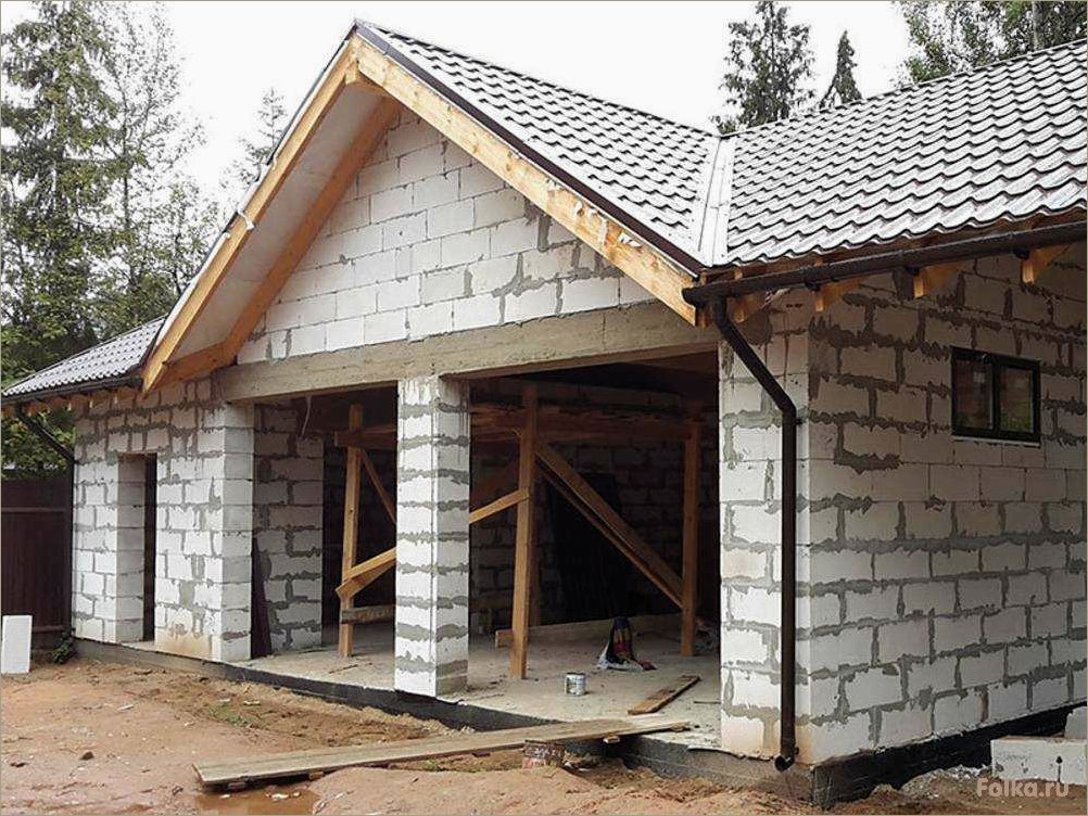 Постройка гаража от фундамента до крыши из пеноблока